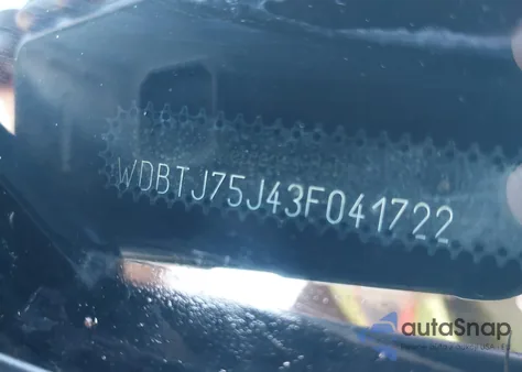 2003 Mercedes-Benz Clk 500 z USA, uszkodzony, nr VIN WDBTJ75J43F041722